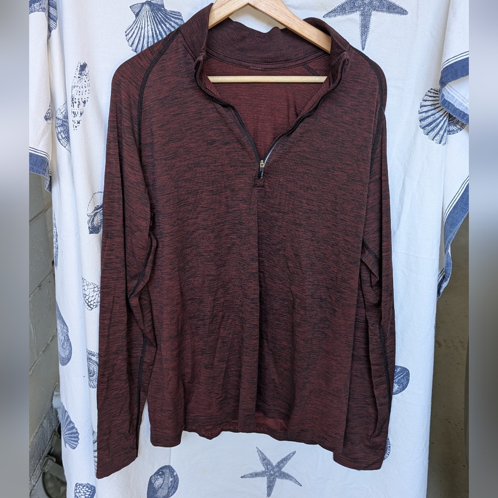 Lululemon Metal Vent Tech 1/4 Zip Longsleeve Size Large Great Condition